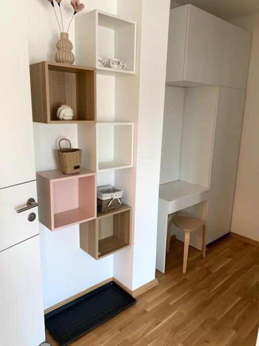 Deluxe Suites Anna 沃迪切 外观 照片