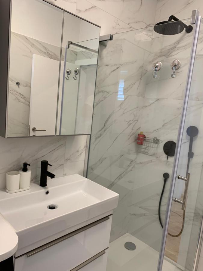Deluxe Suites Anna 沃迪切 外观 照片